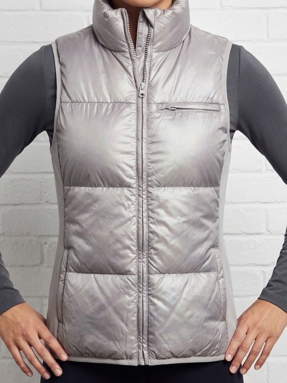 Fabletics Silver Metallic Nylon Puffer Vest Large Athleisure Zip Pocket